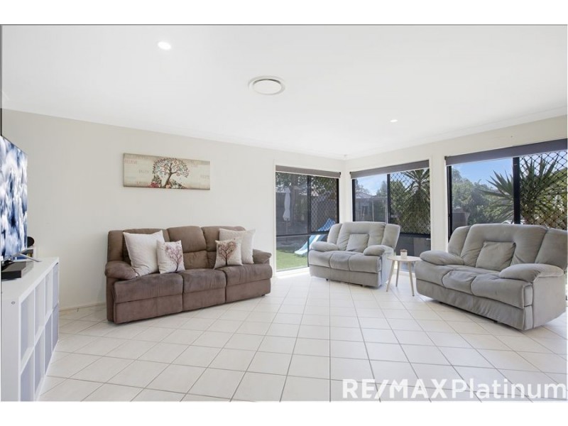 10 Paluma Court, North Lakes QLD 4509