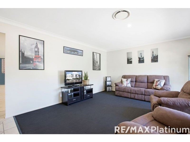 10 Paluma Court, North Lakes QLD 4509