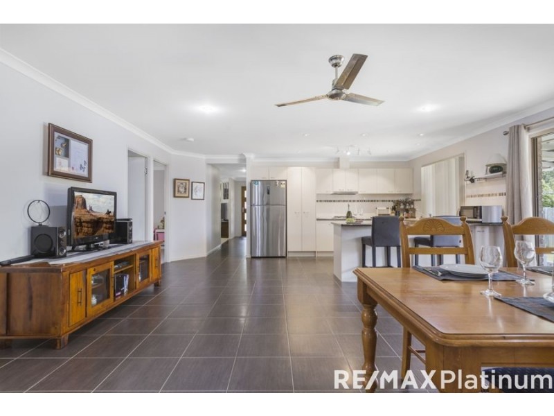 27 Lotus Avenue, Bellmere QLD 4510