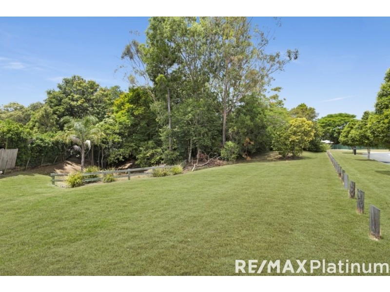 27 Lotus Avenue, Bellmere QLD 4510