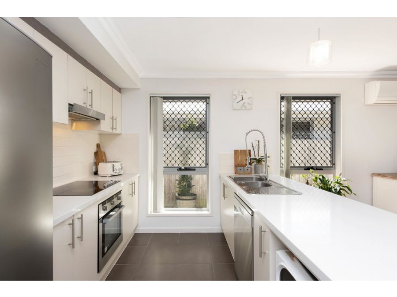 4 Gwenyth Court, Narangba QLD 4504