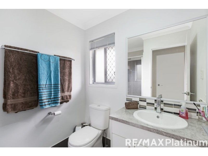 15 Nocturnal Promenade, Narangba QLD 4504