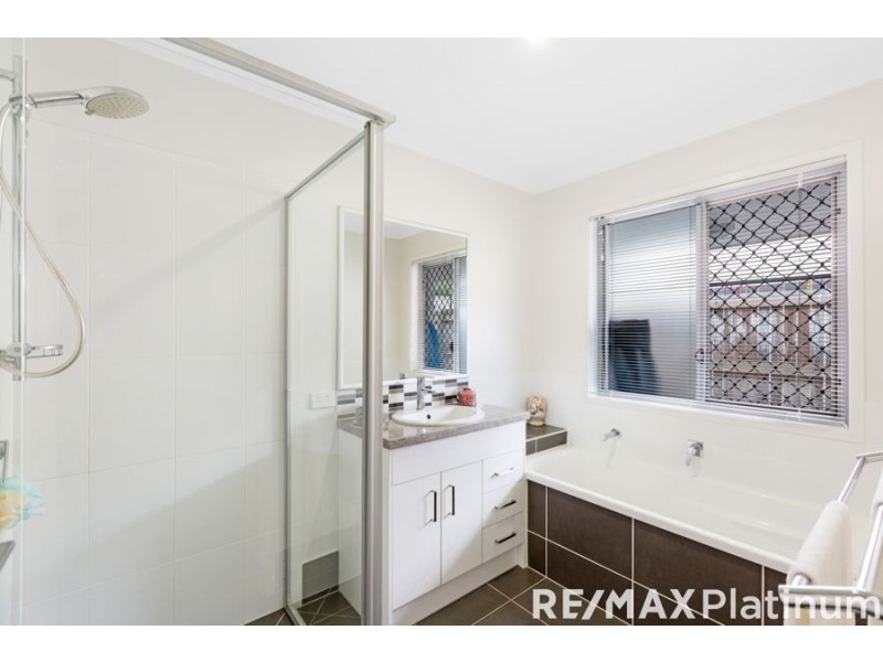 15 Nocturnal Promenade, Narangba QLD 4504