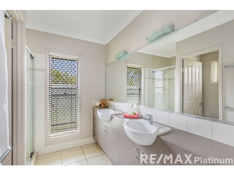 5 Tangerine Court, Narangba QLD 4504