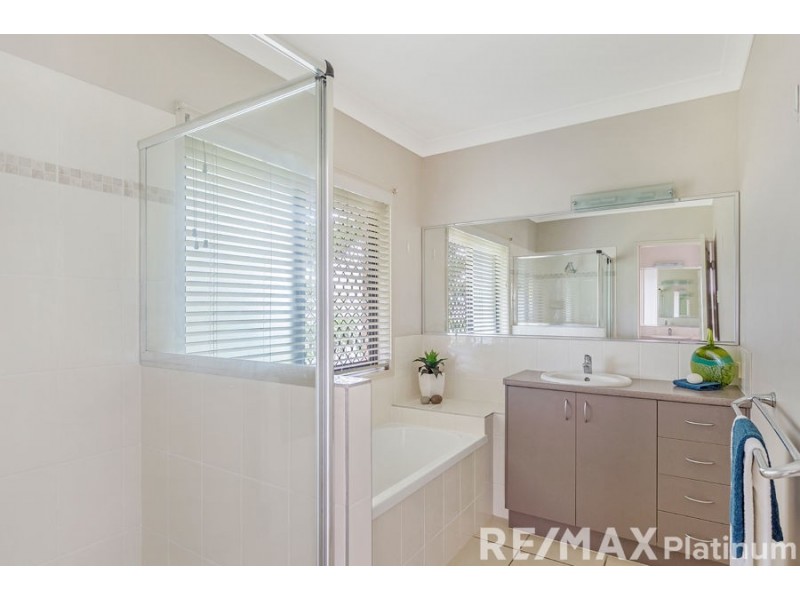 5 Tangerine Court, Narangba QLD 4504