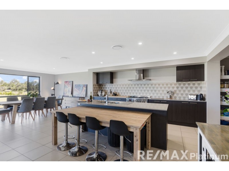 125 Elena Court, Elimbah QLD 4516