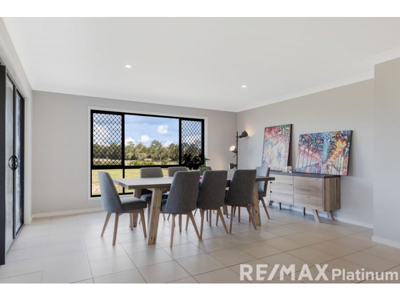 125 Elena Court, Elimbah QLD 4516