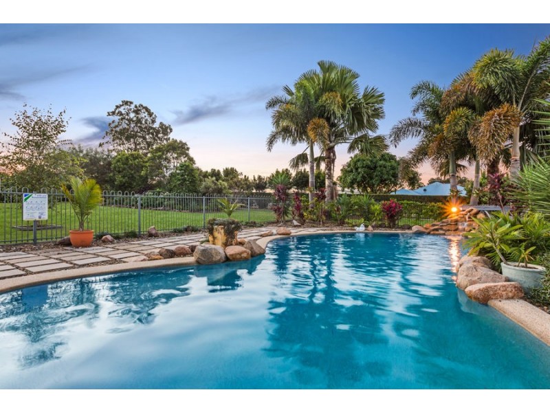 6 Champagne Court, Morayfield QLD 4506
