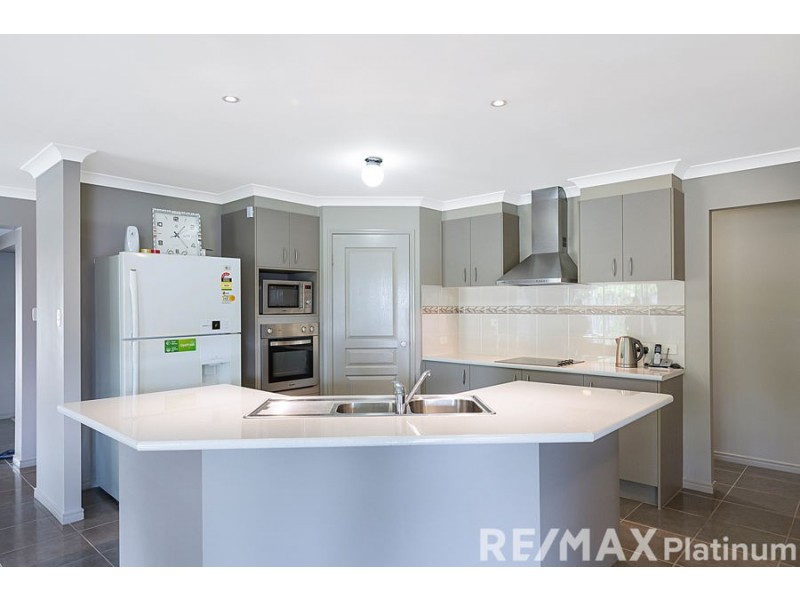 2 Maidenhair Drive, Narangba QLD 4504