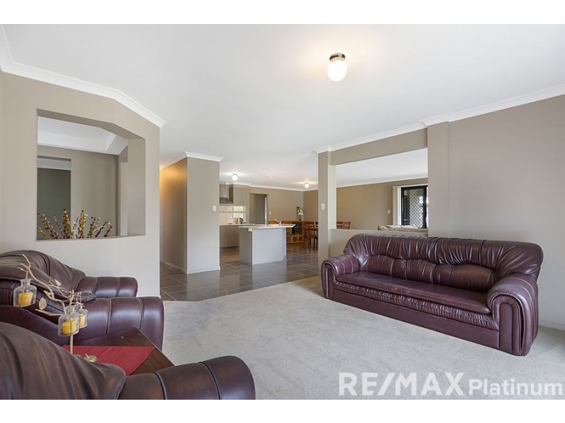 2 Maidenhair Drive, Narangba QLD 4504