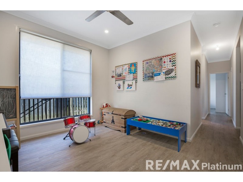 60 Maidenhair Drive, Narangba QLD 4504