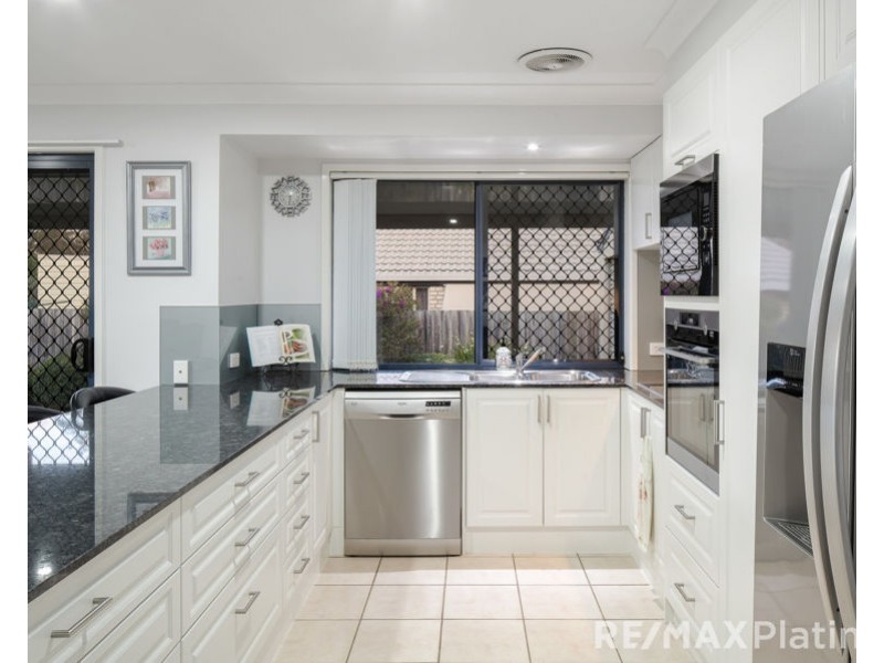 30 Maurice Avenue, Morayfield QLD 4506