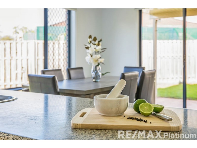 9 Marilyn Place, Morayfield QLD 4506