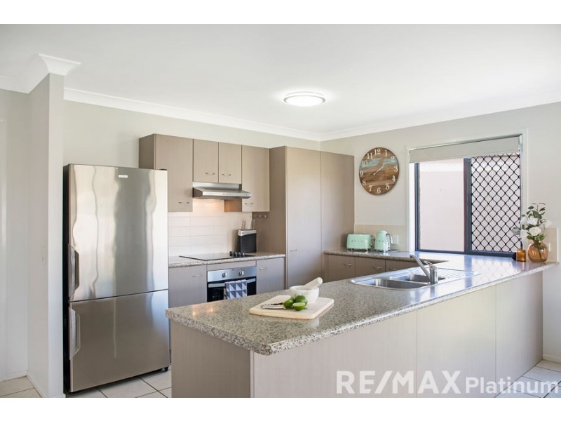 9 Marilyn Place, Morayfield QLD 4506