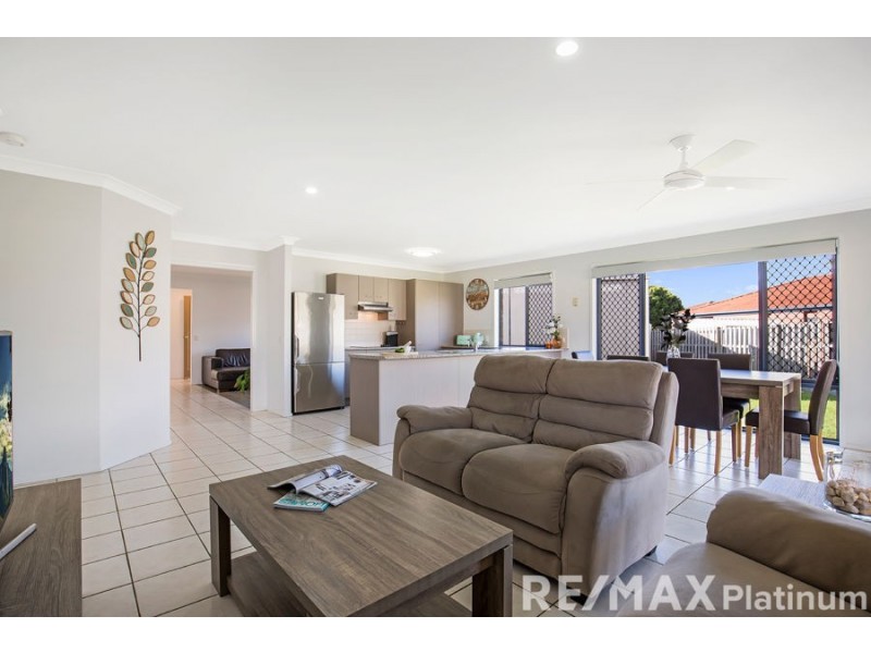 9 Marilyn Place, Morayfield QLD 4506