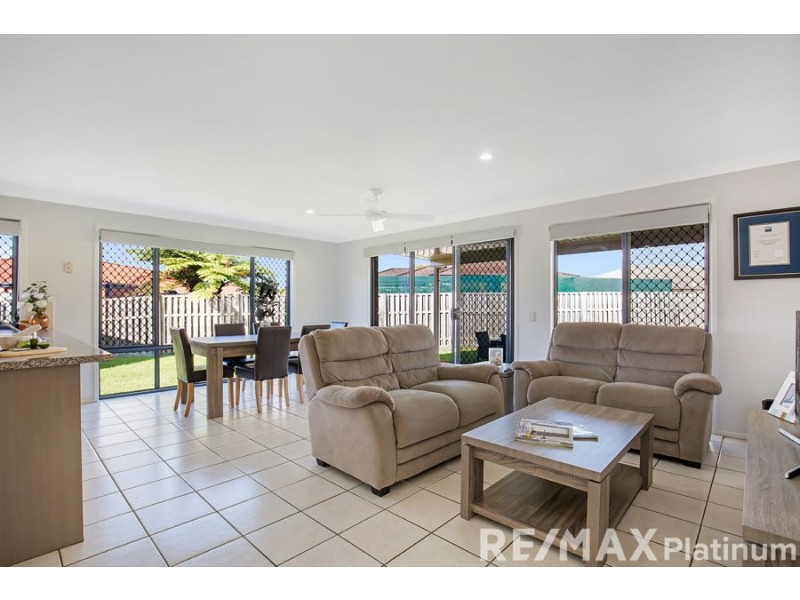 9 Marilyn Place, Morayfield QLD 4506