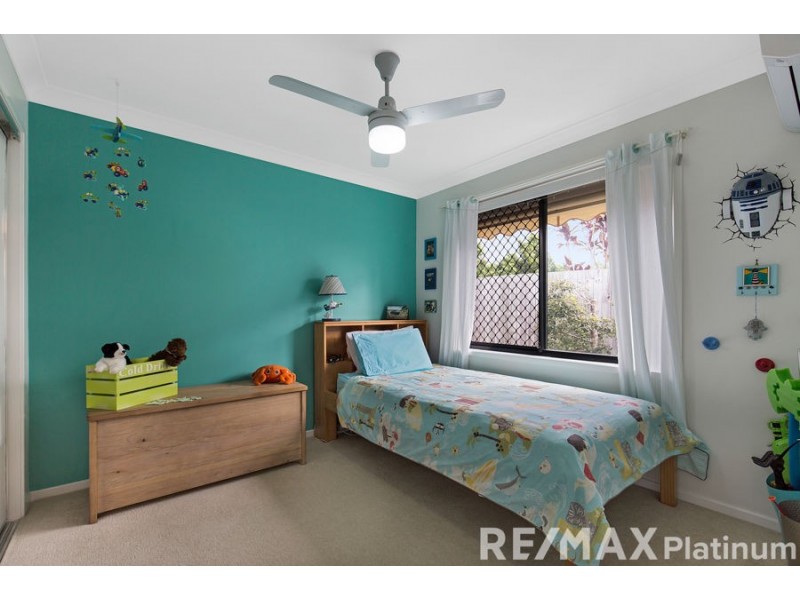 43 Ashford Circuit, Petrie QLD 4502