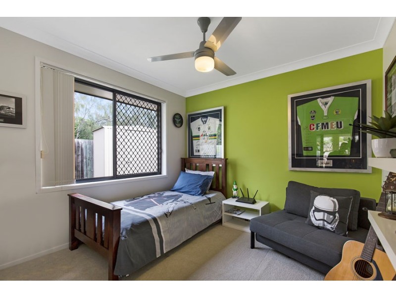 43 Ashford Circuit, Petrie QLD 4502