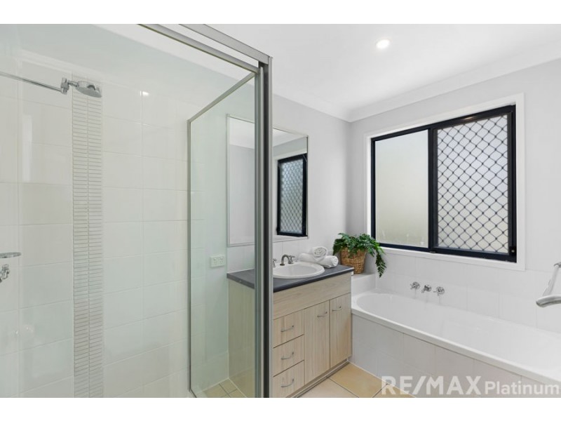 26 Christopher Place, Morayfield QLD 4506