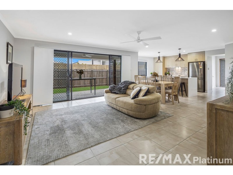 15 Scenery Crescent, Narangba QLD 4504