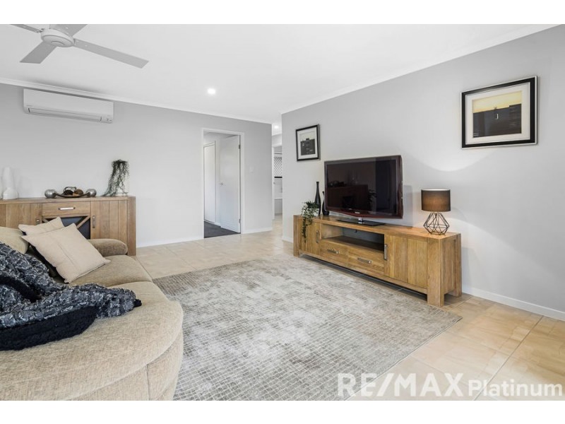 15 Scenery Crescent, Narangba QLD 4504