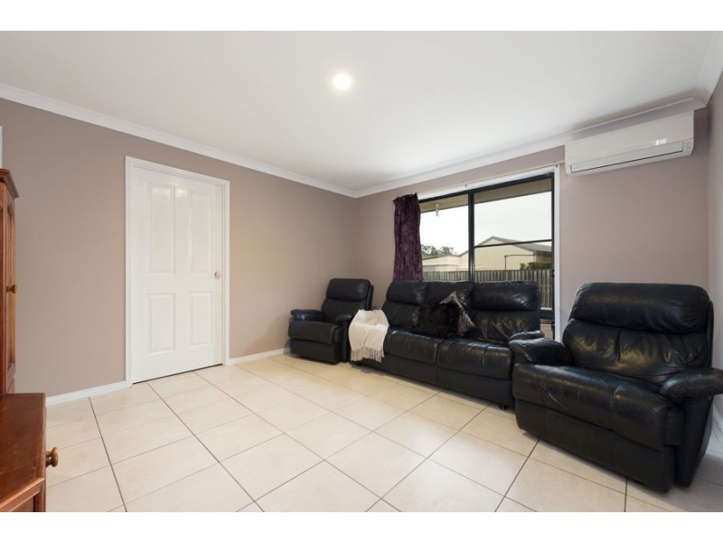 49 Lookout Place, Narangba QLD 4504