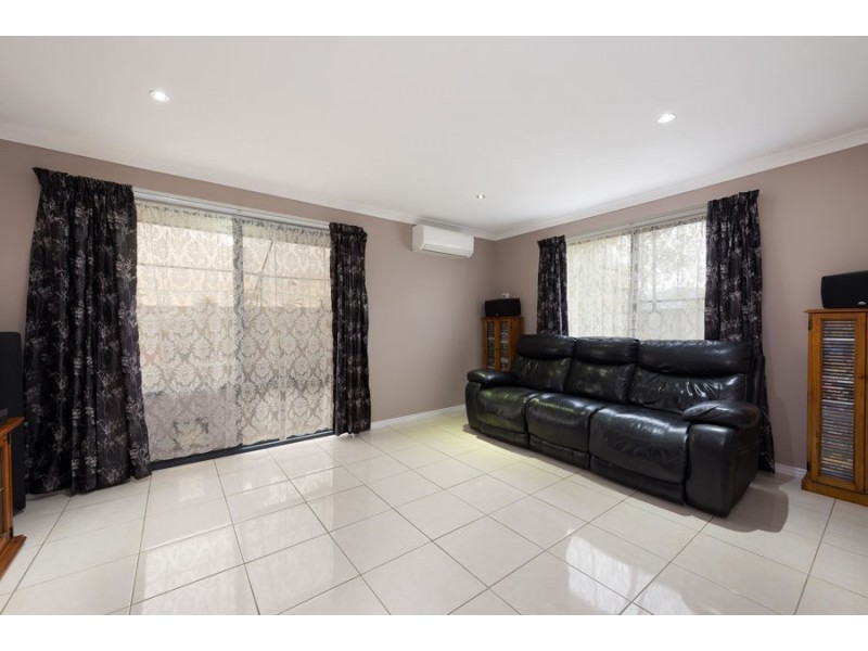 49 Lookout Place, Narangba QLD 4504