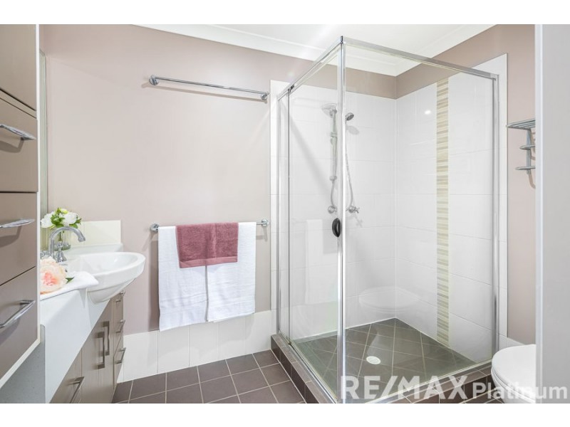 49 Lookout Place, Narangba QLD 4504