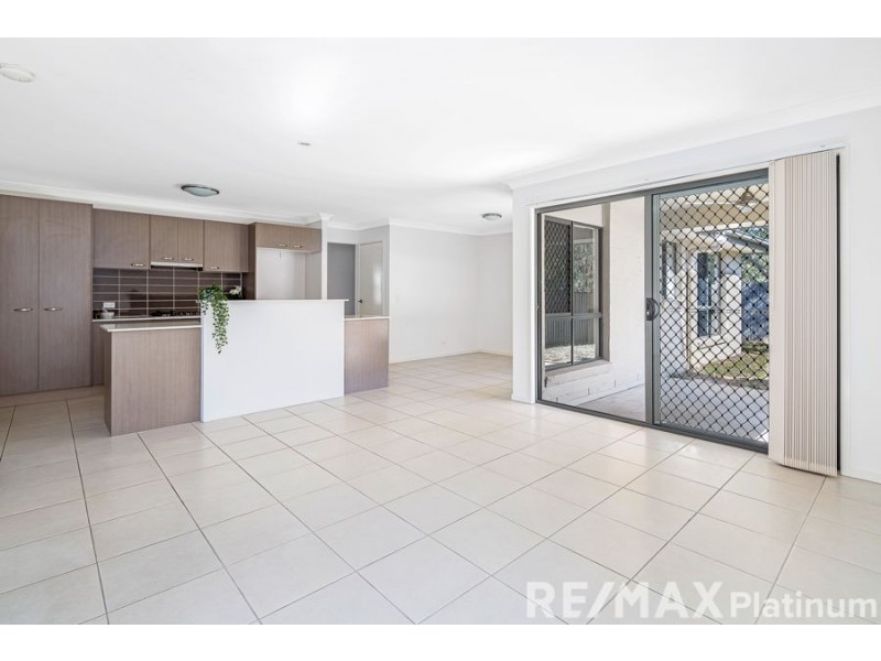 45 Lennon Boulevard, Narangba QLD 4504