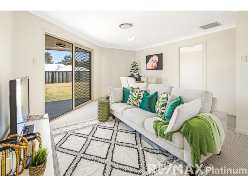 19 Huon Street, Narangba QLD 4504
