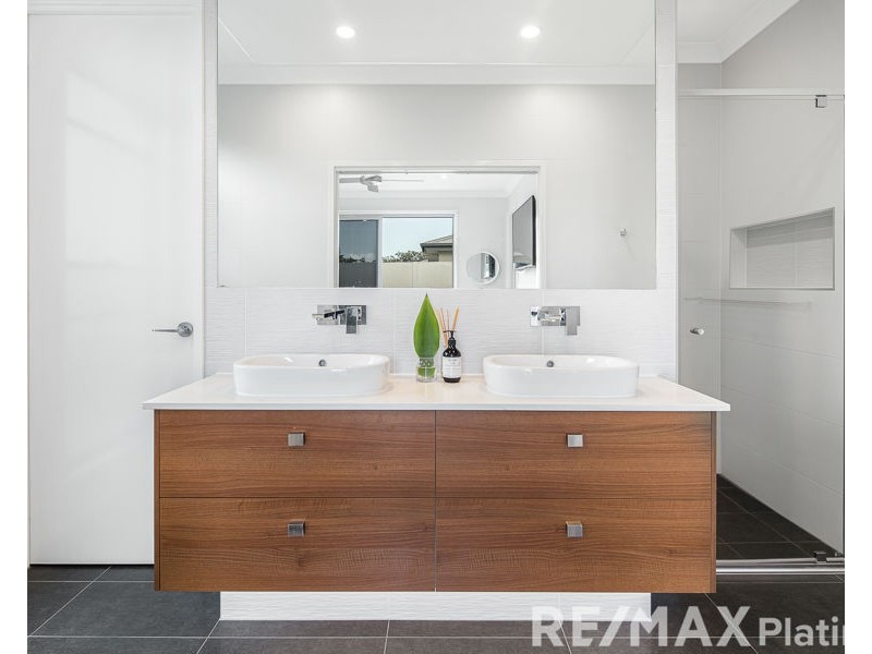 28 Scenery Crescent, Narangba QLD 4504