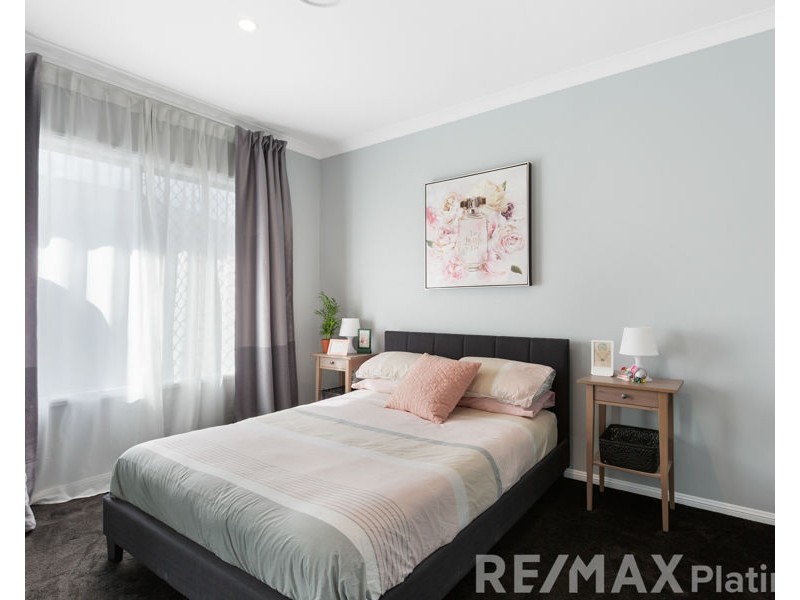 1 Eminence Avenue, Narangba QLD 4504