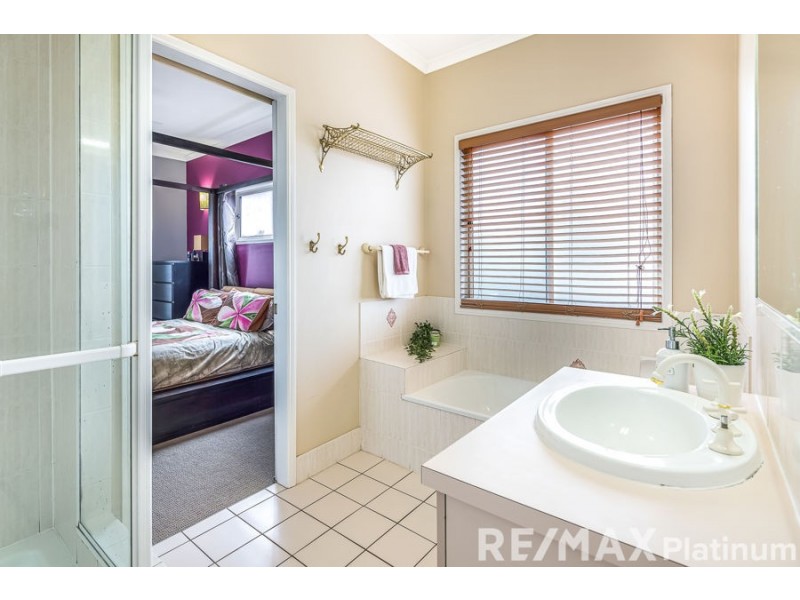 4 Dublane Court, Narangba QLD 4504