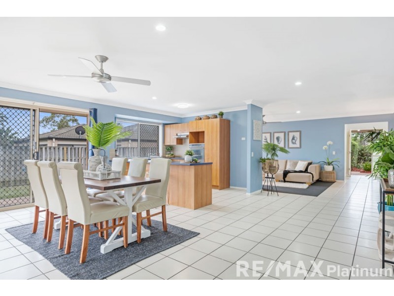 6 Marilyn Place, Morayfield QLD 4506