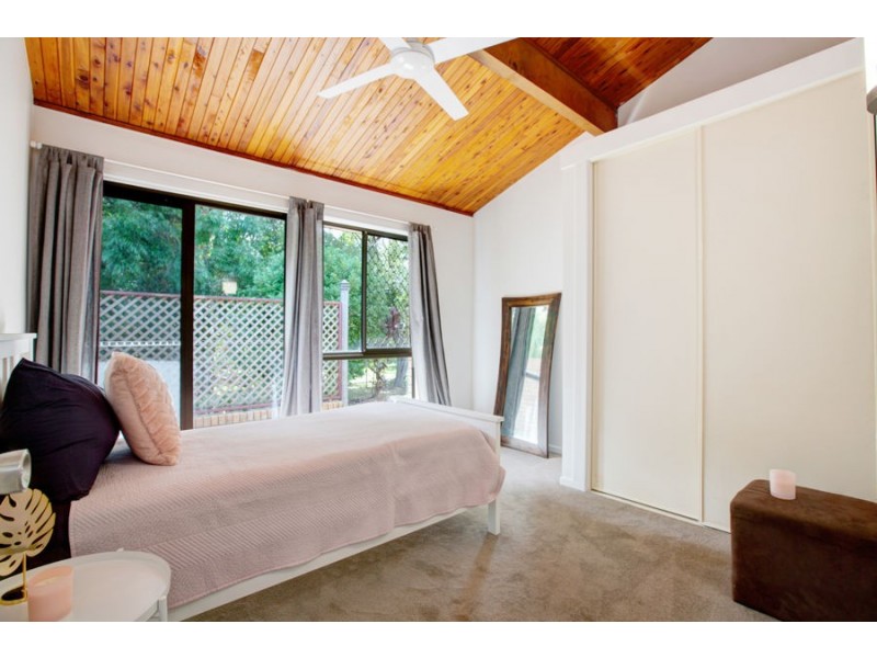34 Naomi Court, Morayfield QLD 4506