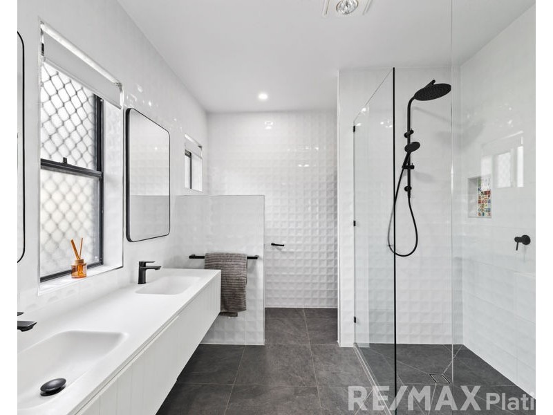 49 Highlands Drive, Narangba QLD 4504
