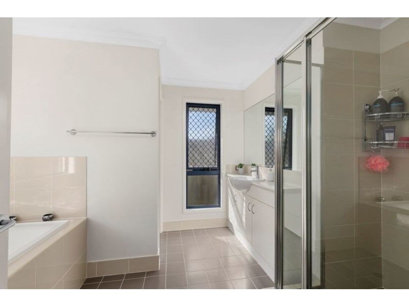 14 Whiteface Street, Mango Hill QLD 4509