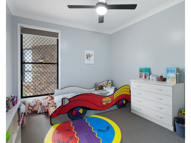 5 Guava Place, Narangba QLD 4504