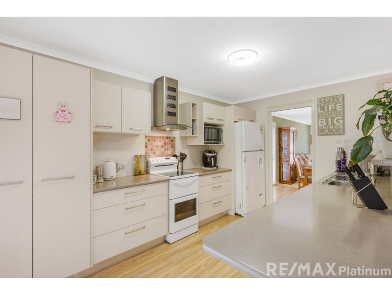 16 Peppermint Court, Narangba QLD 4504