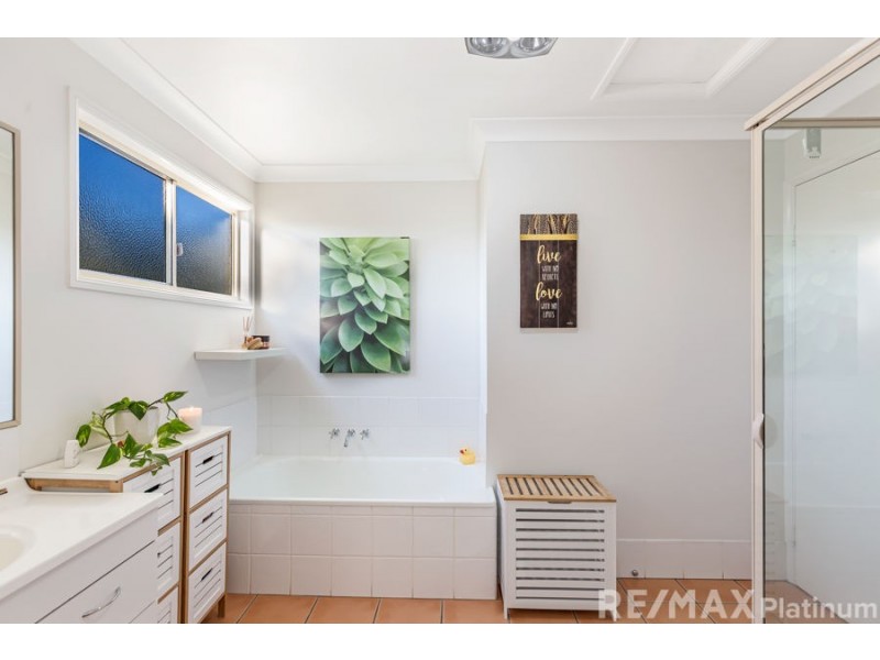 16 Guana Drive, Narangba QLD 4504