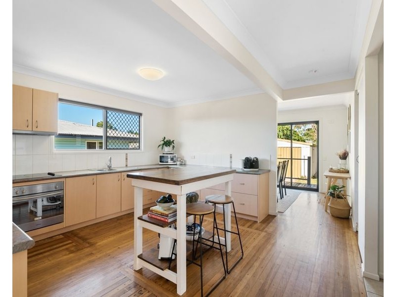 26 Armstrong Street, Clontarf QLD 4019