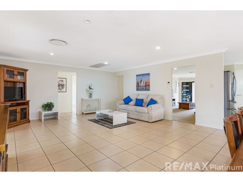 1 Yarle Court, Narangba QLD 4504