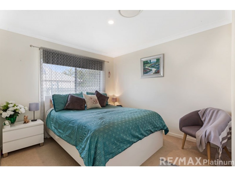 1 Yarle Court, Narangba QLD 4504