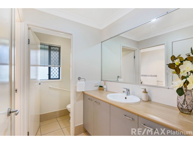 1 Yarle Court, Narangba QLD 4504