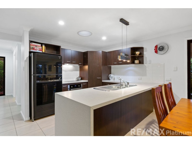 8 Bluegrass Place, Morayfield QLD 4506