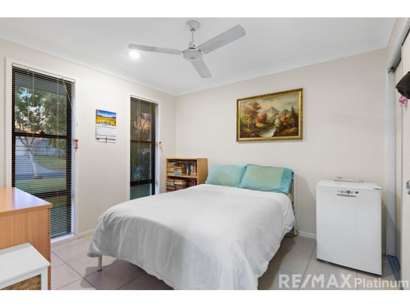 8 Bluegrass Place, Morayfield QLD 4506