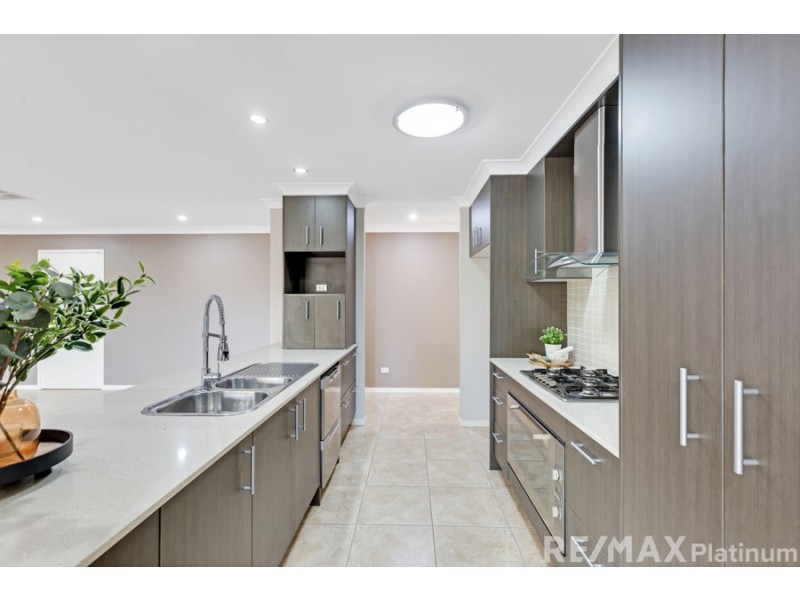 5 Pinot Court, Morayfield QLD 4506