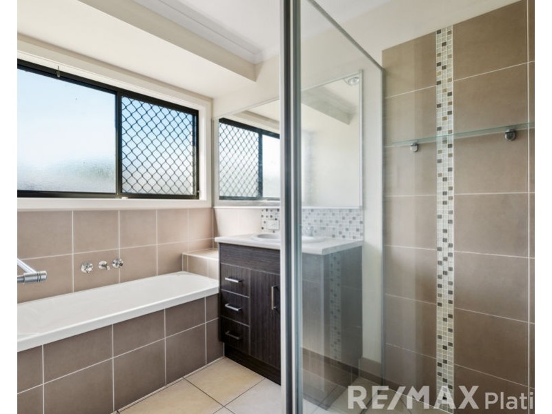 10 Wallaby Place, Morayfield QLD 4506