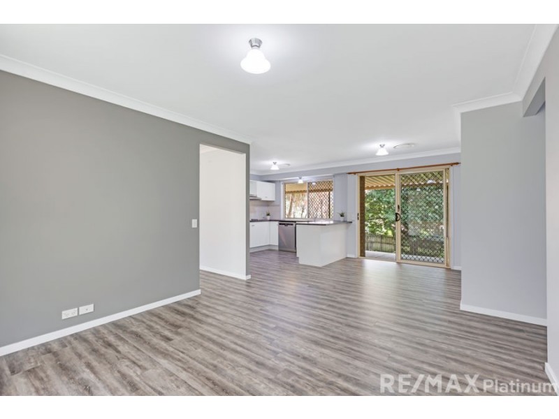 37 Washbrook Crescent, Petrie QLD 4502