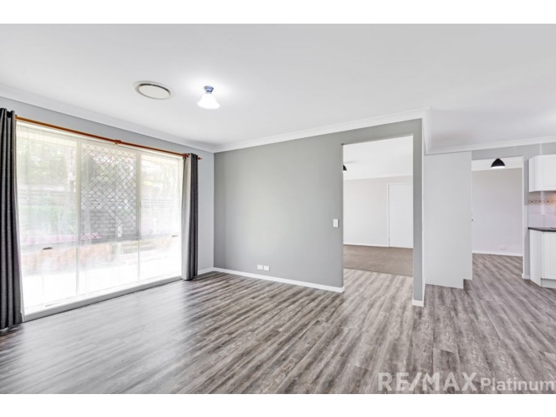 37 Washbrook Crescent, Petrie QLD 4502